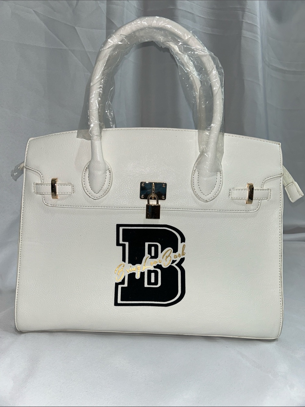 Fashion bag for woman cream large handbag shoulder strap included